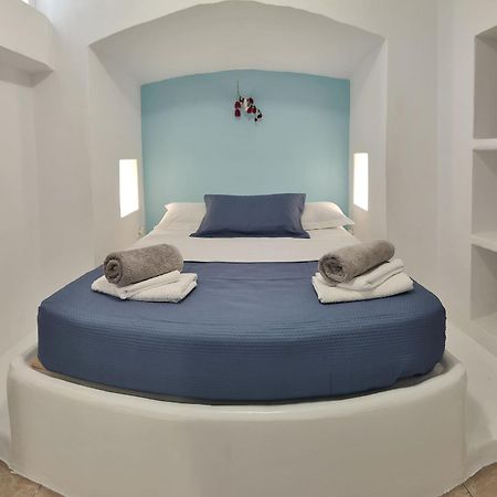 Blue Mare Apartments On The Beach Firopotamos 객실 사진