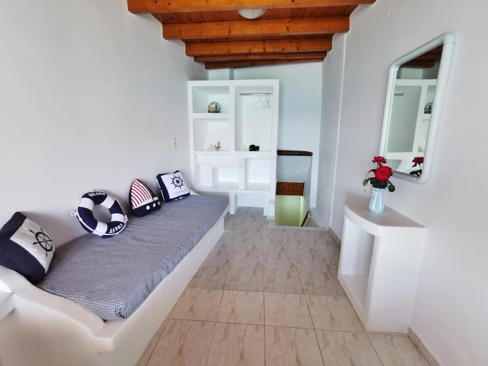 Blue Mare Apartments On The Beach Firopotamos 객실 사진