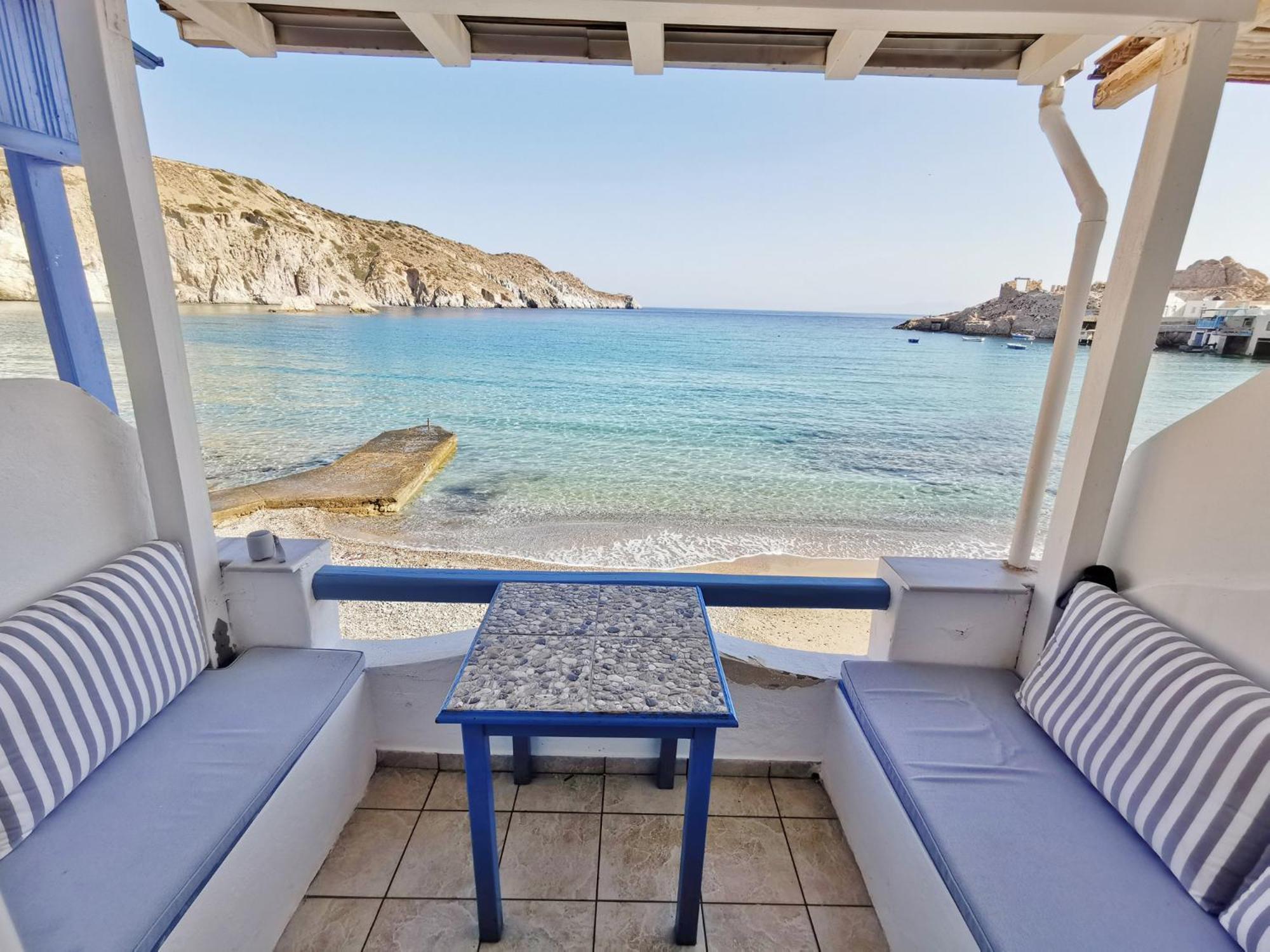 Blue Mare Apartments On The Beach Firopotamos 객실 사진