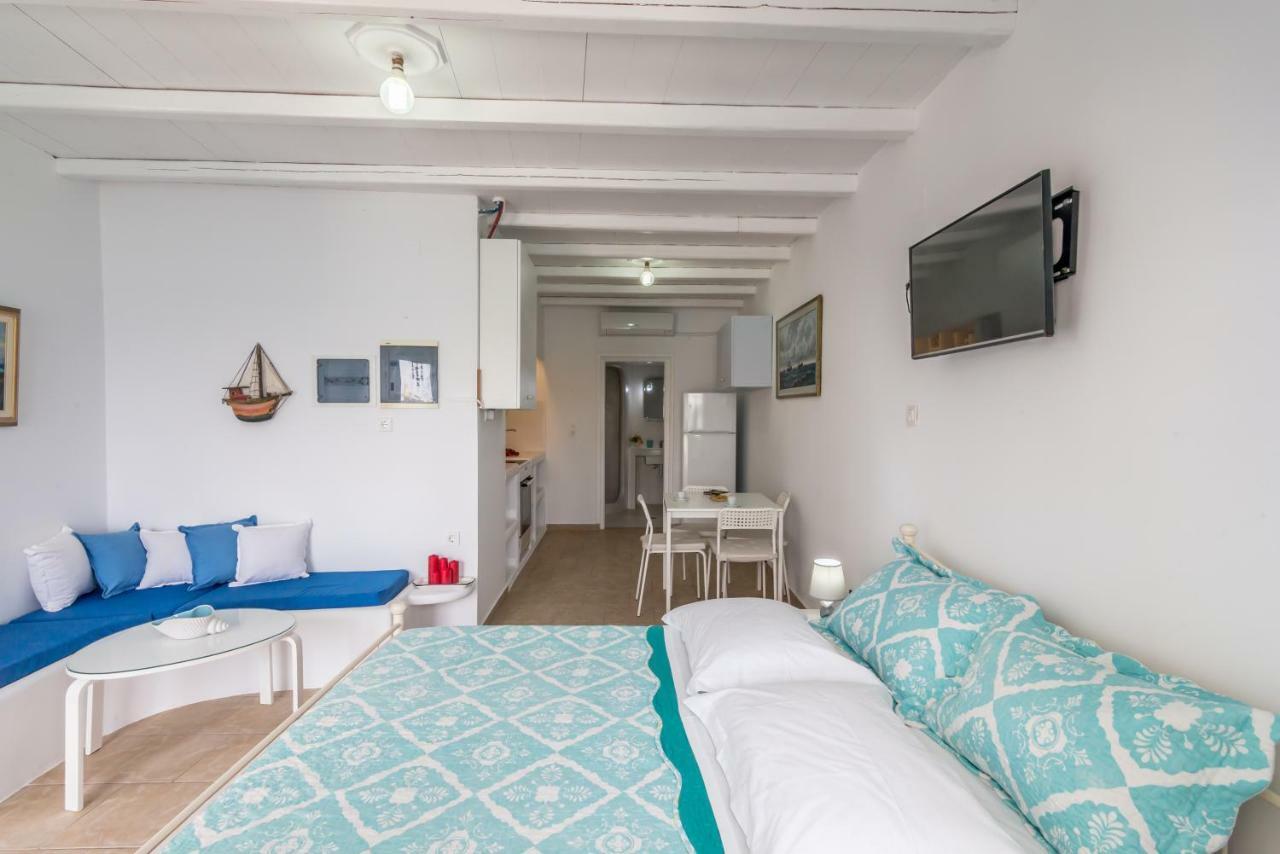 Blue Mare Apartments On The Beach Firopotamos 외부 사진